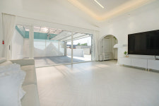 어느예쁜날 풀빌라