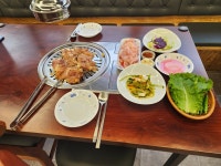 춘천언덕숯불닭갈비
