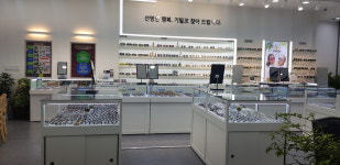 으뜸아이안경 부천중동점