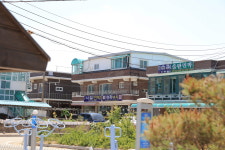 자작도사철민박