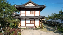 월함지한옥