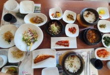 뜰안에한정식