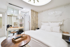 2월호텔 대구황금점