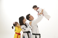 유지경성 태권도