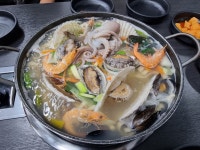강지네 해물 손 칼국수