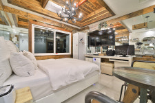 2월호텔 대구수성점