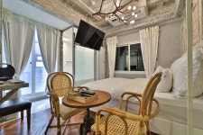 2월호텔 대구수성점