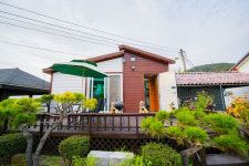 솔밭사이로 캠핑&펜션