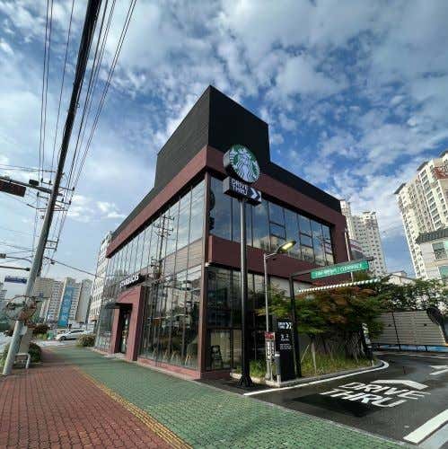 스타벅스 진주칠암DT점 사진