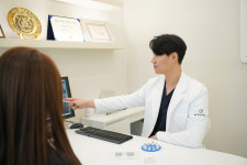 운정퍼스트치과의원