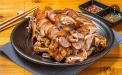 강호족발 본점