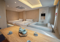 UH 스위트 서울 스퀘어