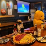 피제이 피자 펍