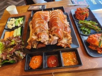 귀한족발 동춘점