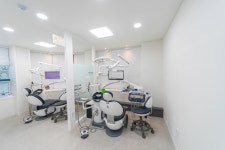 친절한홍치과의원