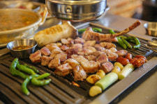 꼭대기연탄 국동점