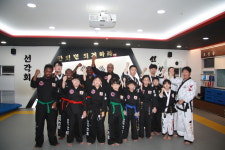 신화체육관