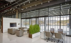 한영모터스 재규어 랜드로버 인증중고차 부산전시장