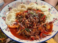 가평닭백숙 한우재골