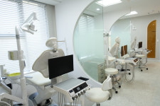 연세우리가족치과의원