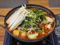 백돈뼈칼국수감자탕
