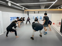 레슬링 연구소 체육관
