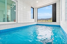 루나 풀빌라펜션