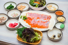 추원복송어장횟집