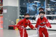 송정동금강태권도 7관