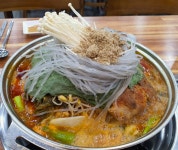 참맛나뼈감자탕