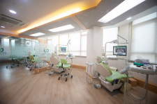 연세우주치과의원