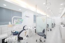 로이스치과의원 죽도점