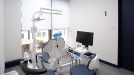 리더스치과의원