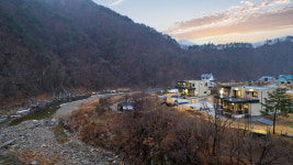 금강송계곡펜션