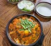 김명자굴국밥전문점 본점