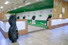 뉴비치스크린골프연습장