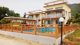 바닷가노을펜션