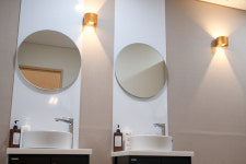 제이앤케이의원