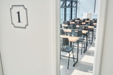 리뉴어학원 라벨라관