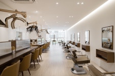 모어온헤어 본점