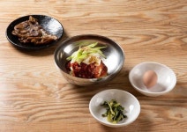고기박사냉면 초계막국수