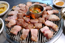 연탄과친한돼지