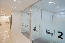 첨단탑재활의학과의원