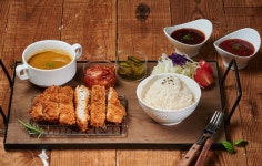 정성카츠신정점