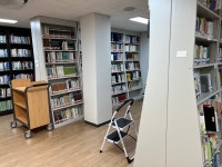 매헌숲 작은도서관