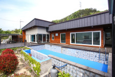 산청패밀리펜션