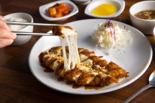 2005진돈가스수원직영점