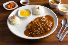 2005진돈가스수원직영점