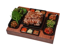 귀한족발 목3동점