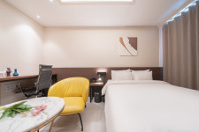 프롬에이치 어바웃 호텔 충주점